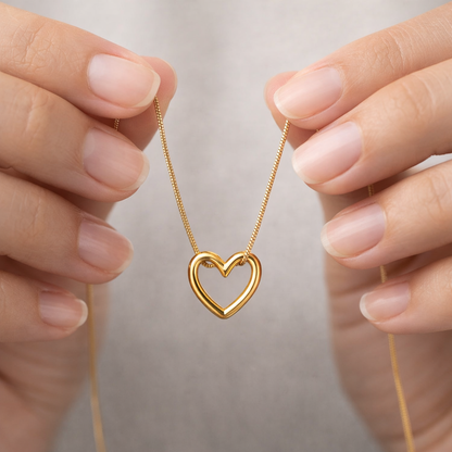 Loose Heart Necklace Gold