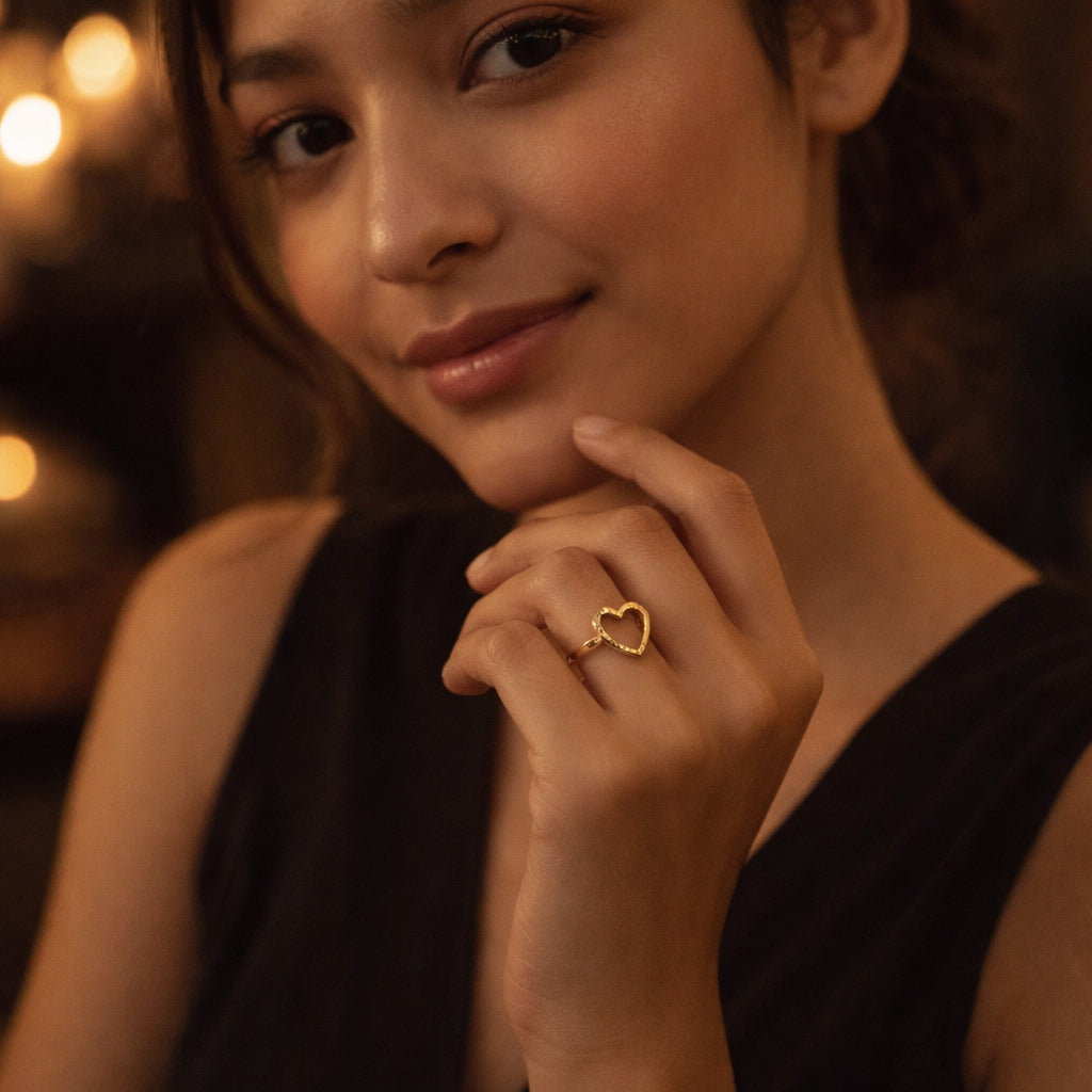 Curvy Heart Adjustable Ring