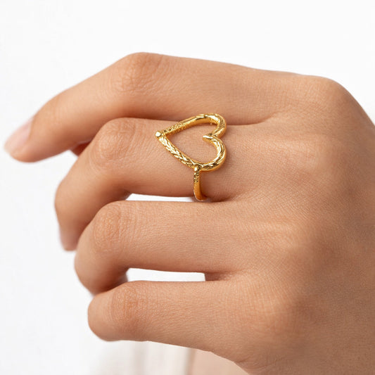 Curvy Heart Adjustable Ring