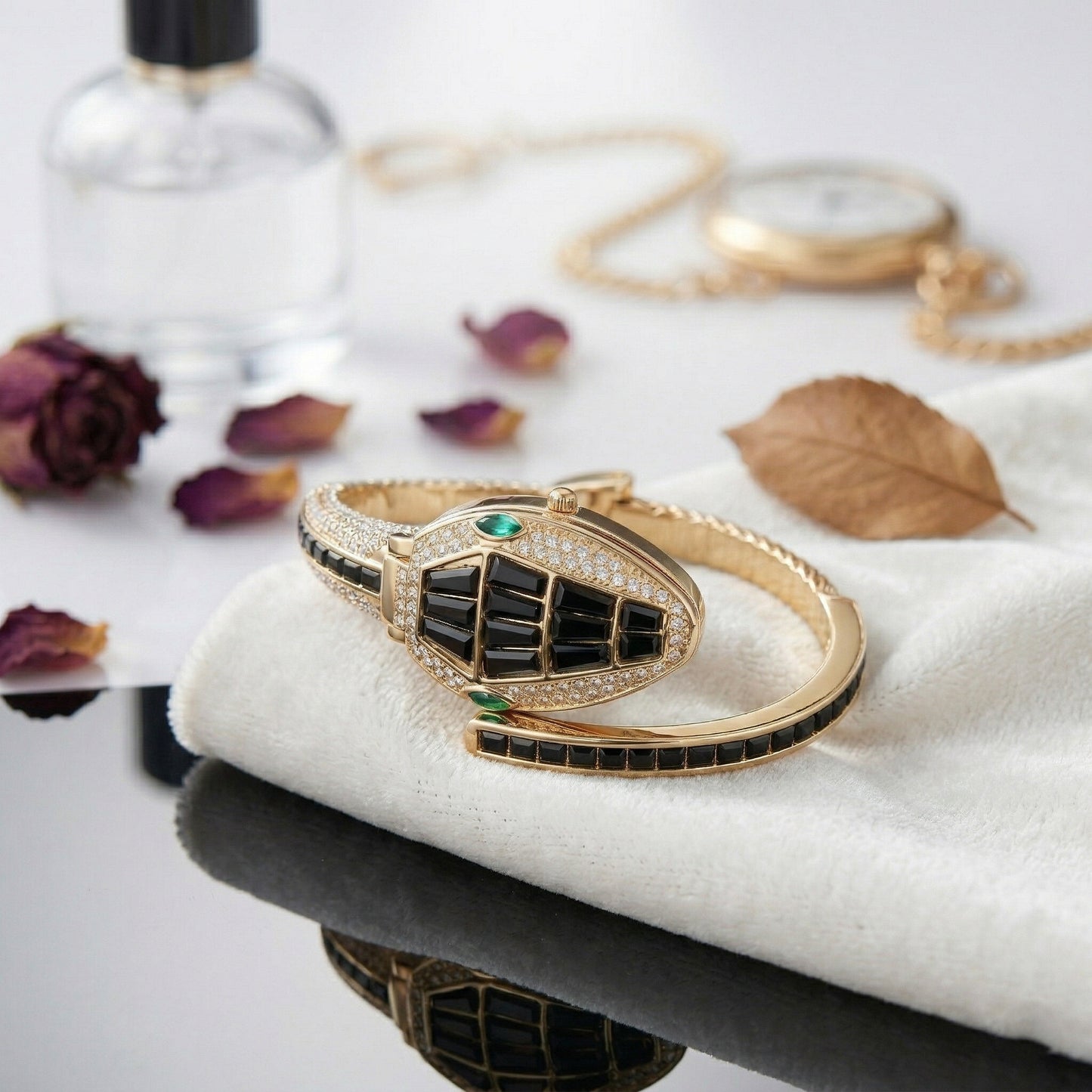 Black Bracelet Snake Watch Suitable for Medium Wrists